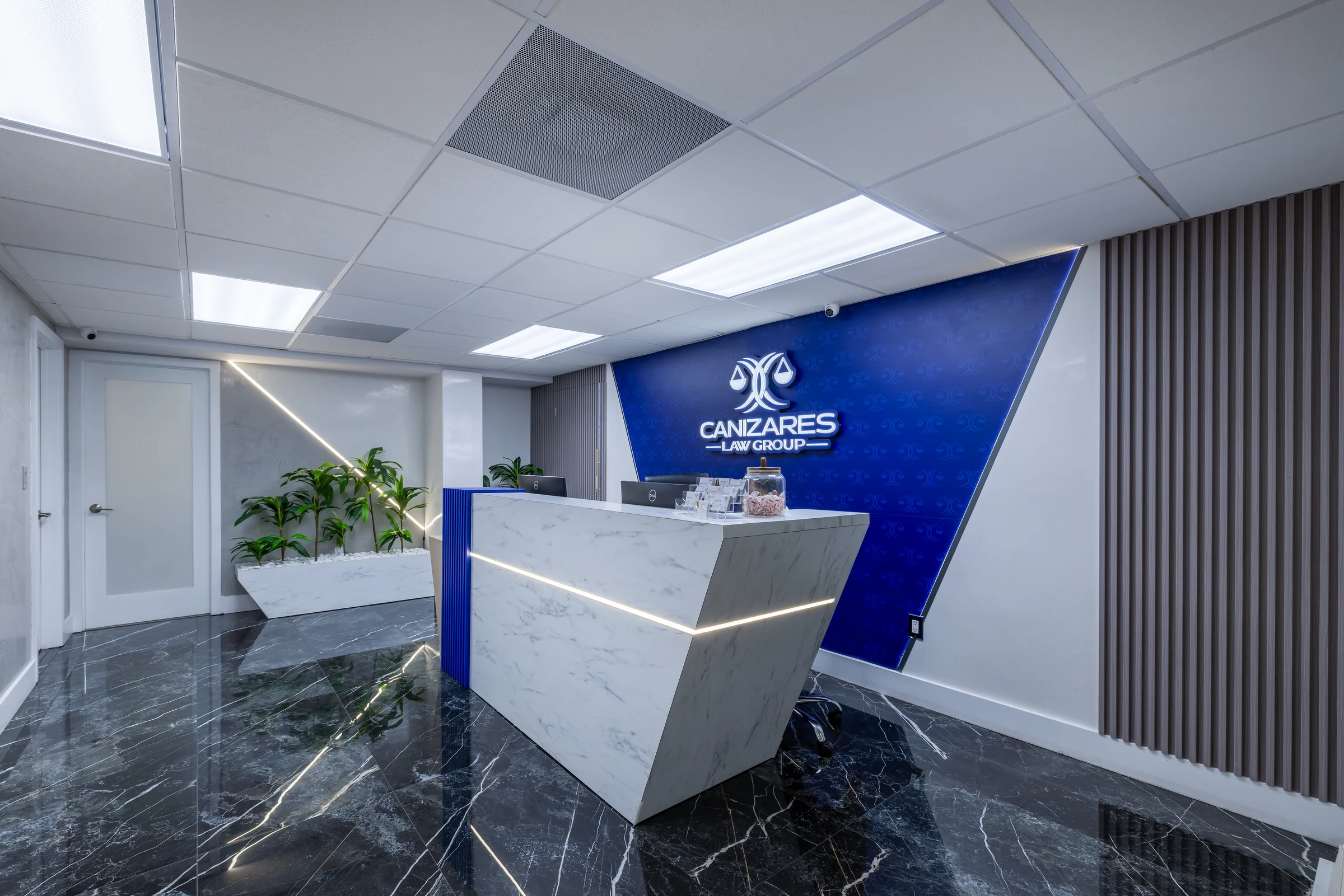 Cañizares Law Group — reception design
