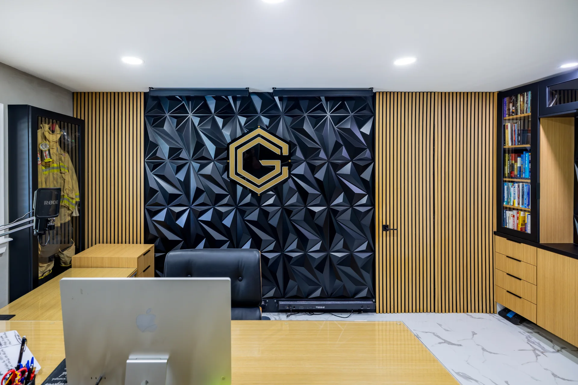 Executive home office with 3D panel wall